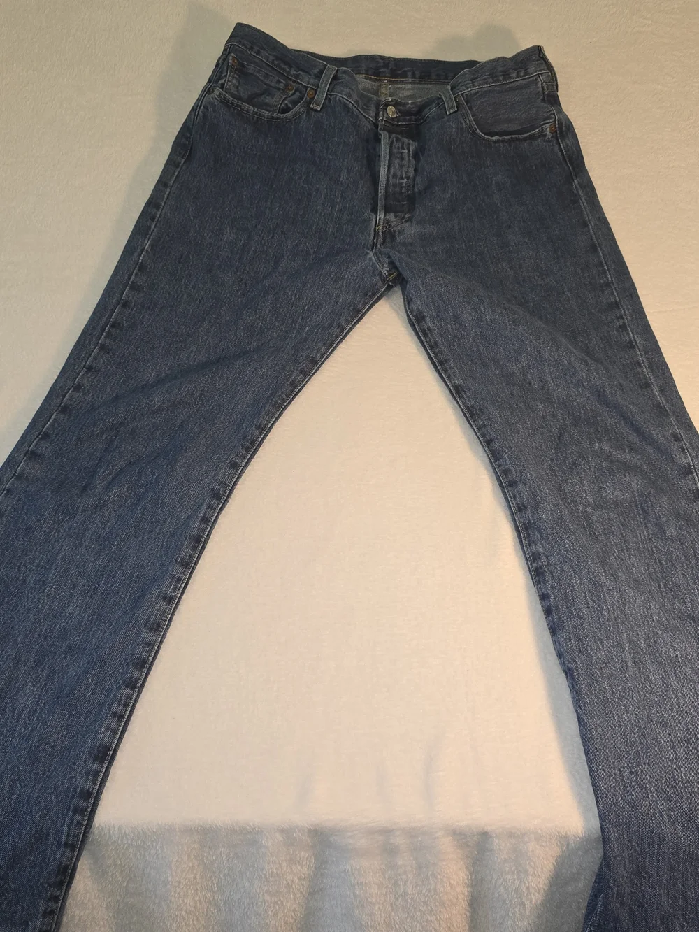 Levi's 501 Button Fly Men's Jeans W36 L36 Medium Wash Big E Leather Patch